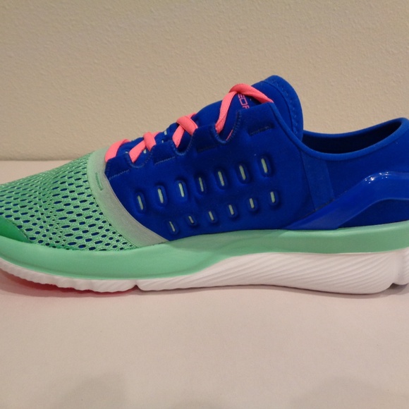 Under Armour Size 4.5Y SPEEDFORM APOLLO 2 Sneakers - Picture 3 of 8